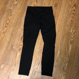 black lululemon leggings